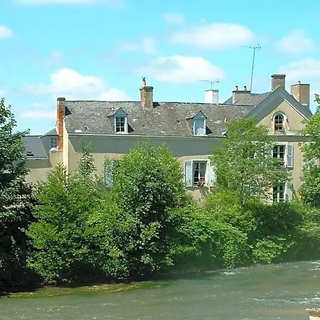 D'hotes Le Pont Bed & Breakfast Montfort-le-Gesnois