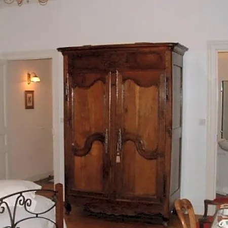D'hotes Le Pont فندق مبيت وإفطار 3*